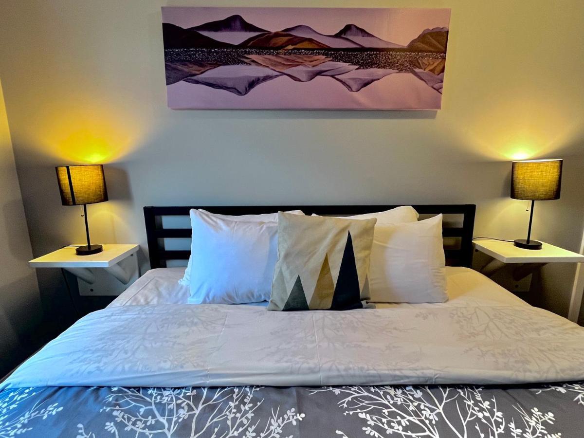 Canadian Rockies Chalets Кенмор Екстер'єр фото